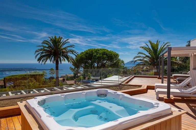 Villa Colette | Cannes | FRA329